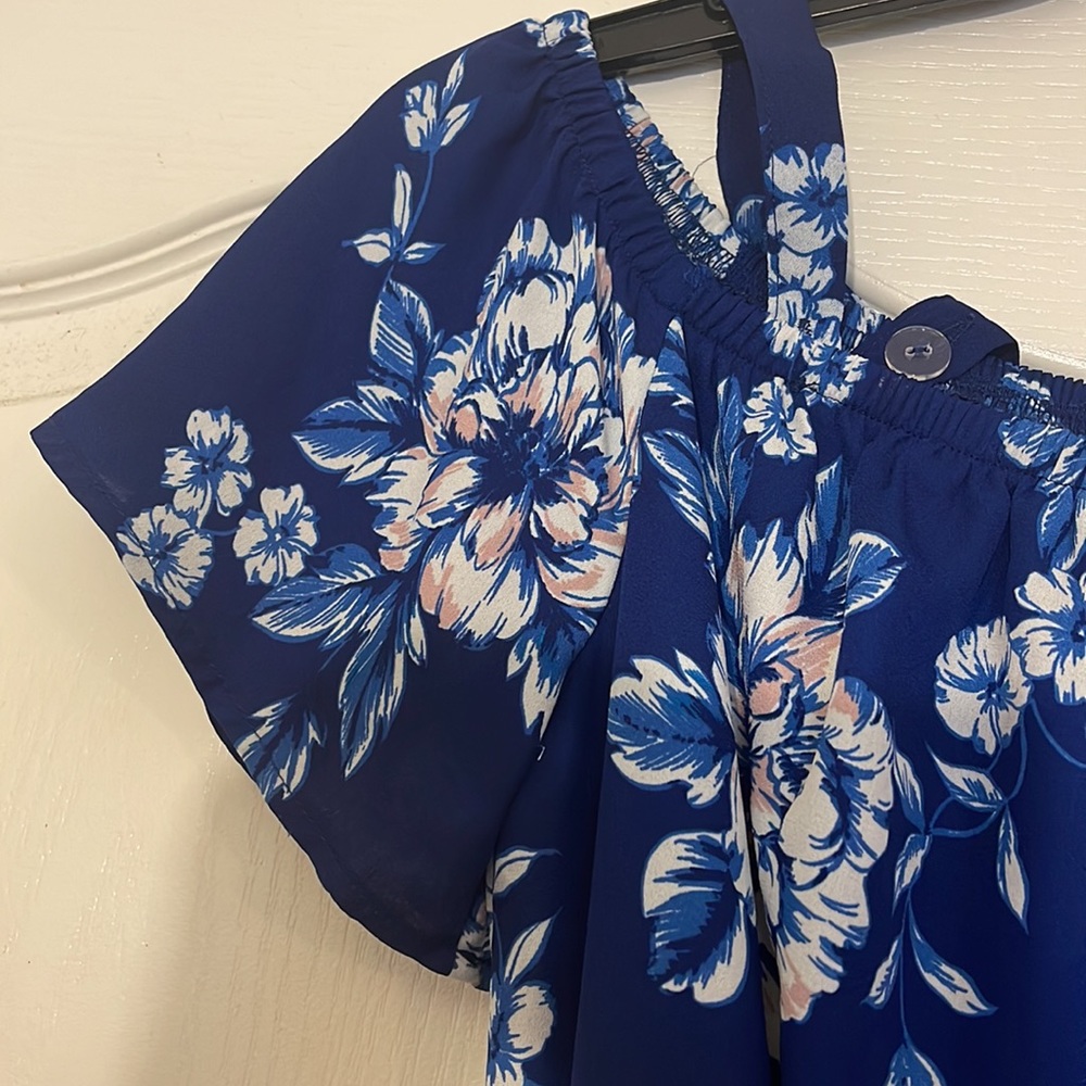 Lily White Size Medium Romper - image 3